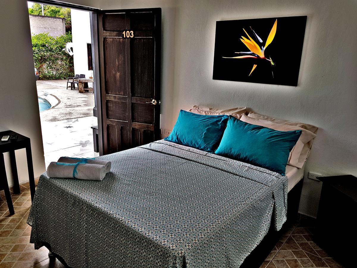 Hotel Capilla Del Sol 3*